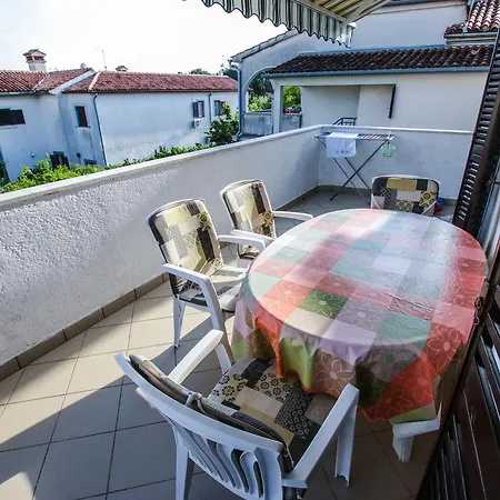 Apartment Karmen Poreč Exterior foto